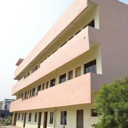 Maitri Hostel Bhilai Dış mekan fotoğraf